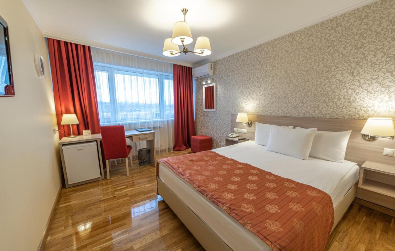 Hotel Krasnoyarsk Dış mekan fotoğraf