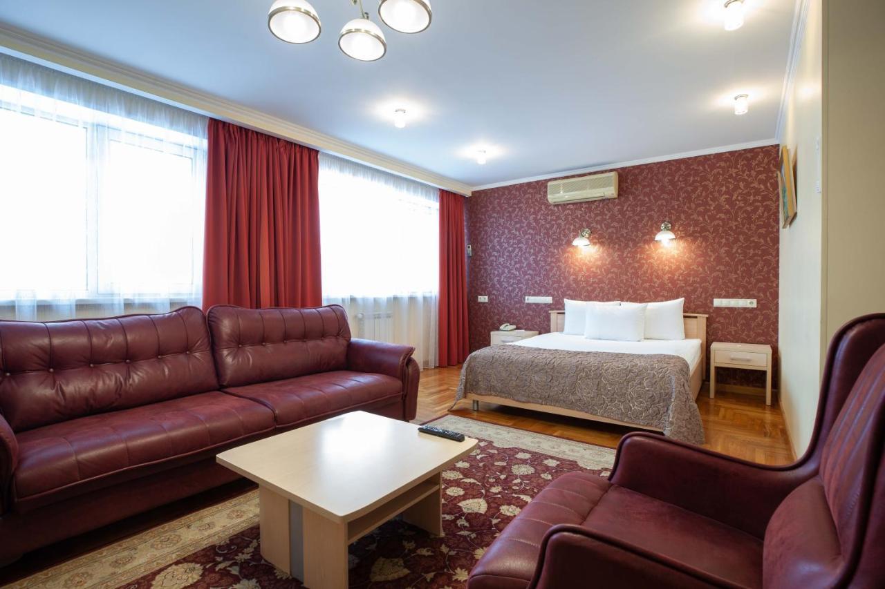 Hotel Krasnoyarsk Dış mekan fotoğraf